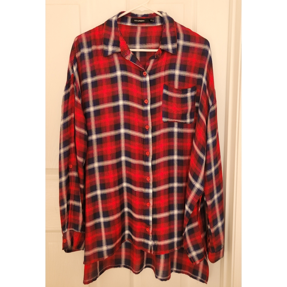 Blu Pepper Oversized Plaid Long Shirt Medium